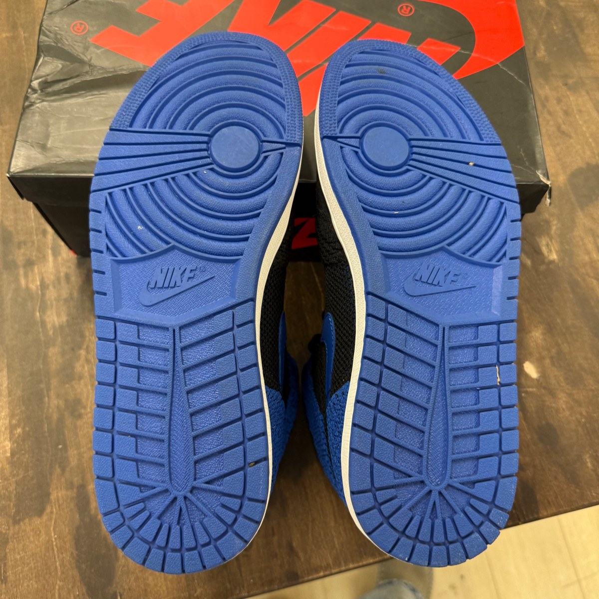 Jordan 1 Retro High Flyknit Royal - Image 5
