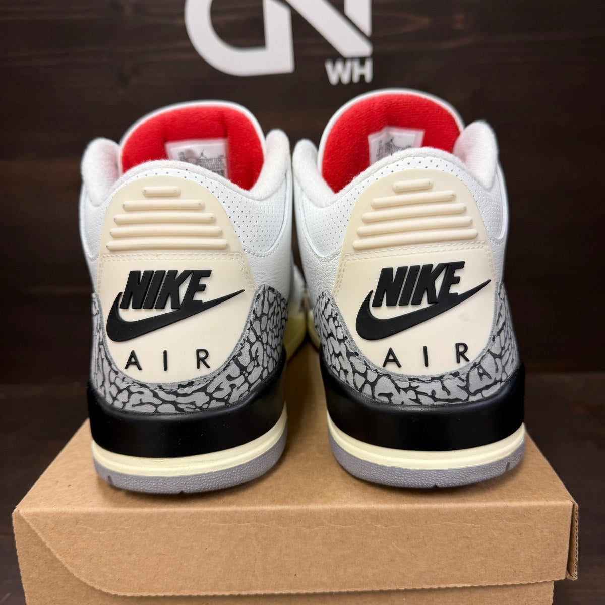 Jordan 3 Retro White Cement Reimagined Size 11 (Pre-Owned) - Image 4