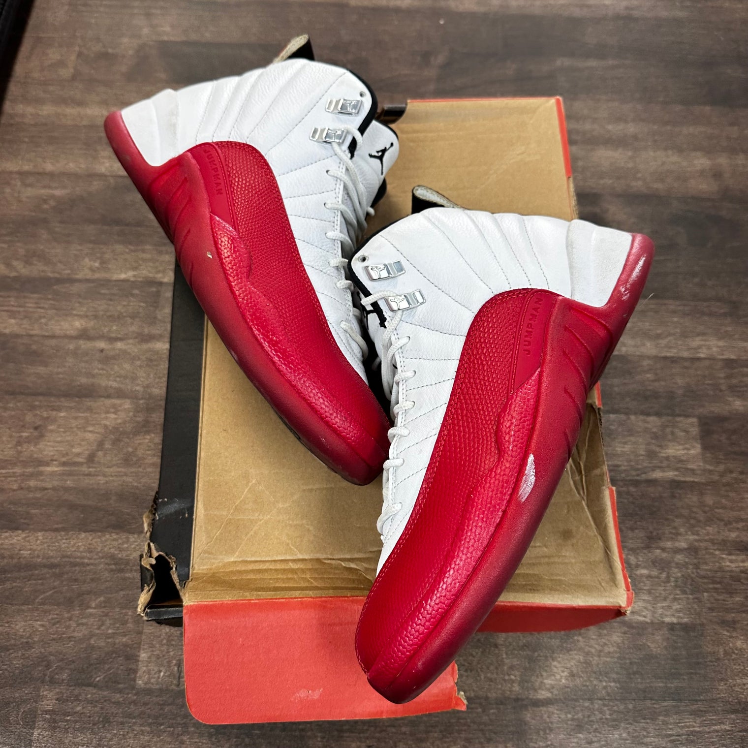 Cherry Jordan 12 (USED,No Box)