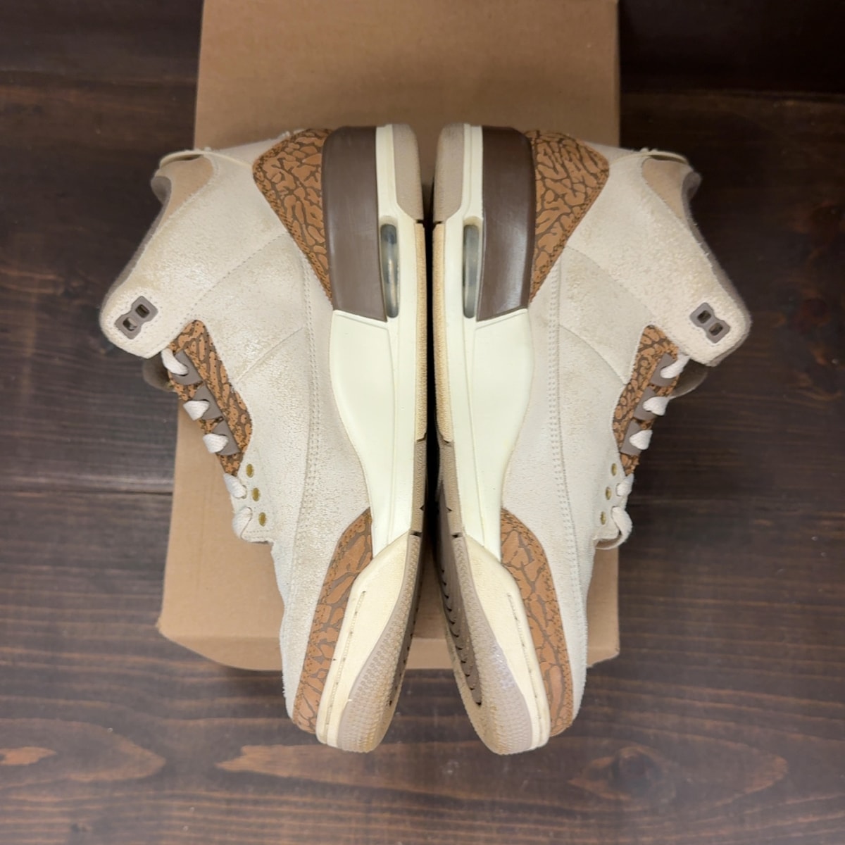 Jordan 3 Retro Palomino Size 9 (Pre-Owned) - Image 4