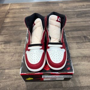 Jordan 1 Retro High OG Chicago Lost and Found (GS) - Image 5