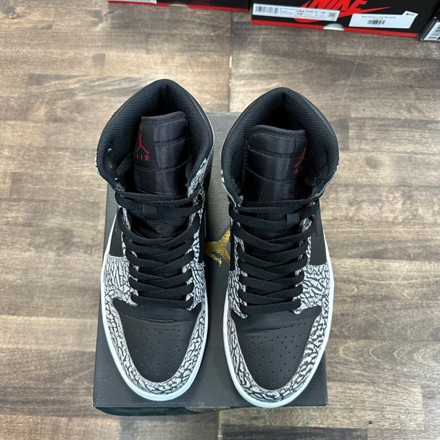 Jordan 1 Retro Un-Supreme (USED)