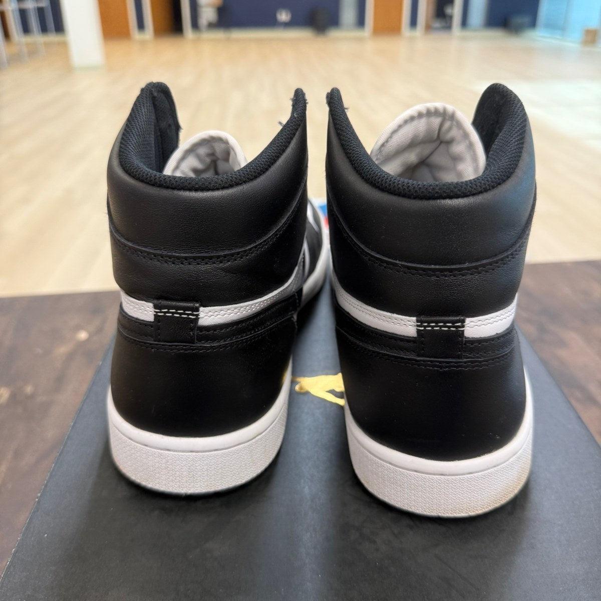 Jordan 1 Retro High Golf Black White - Image 5