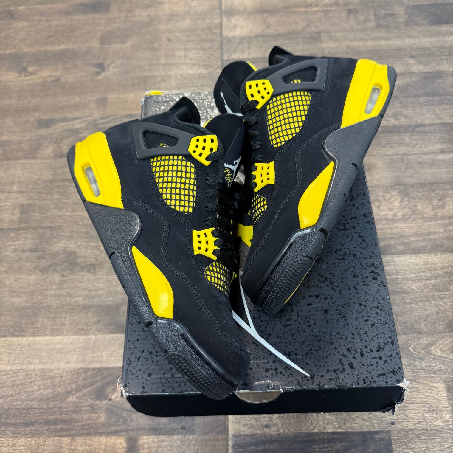 Yellow Thunder Jordan 4 Retro (USED)