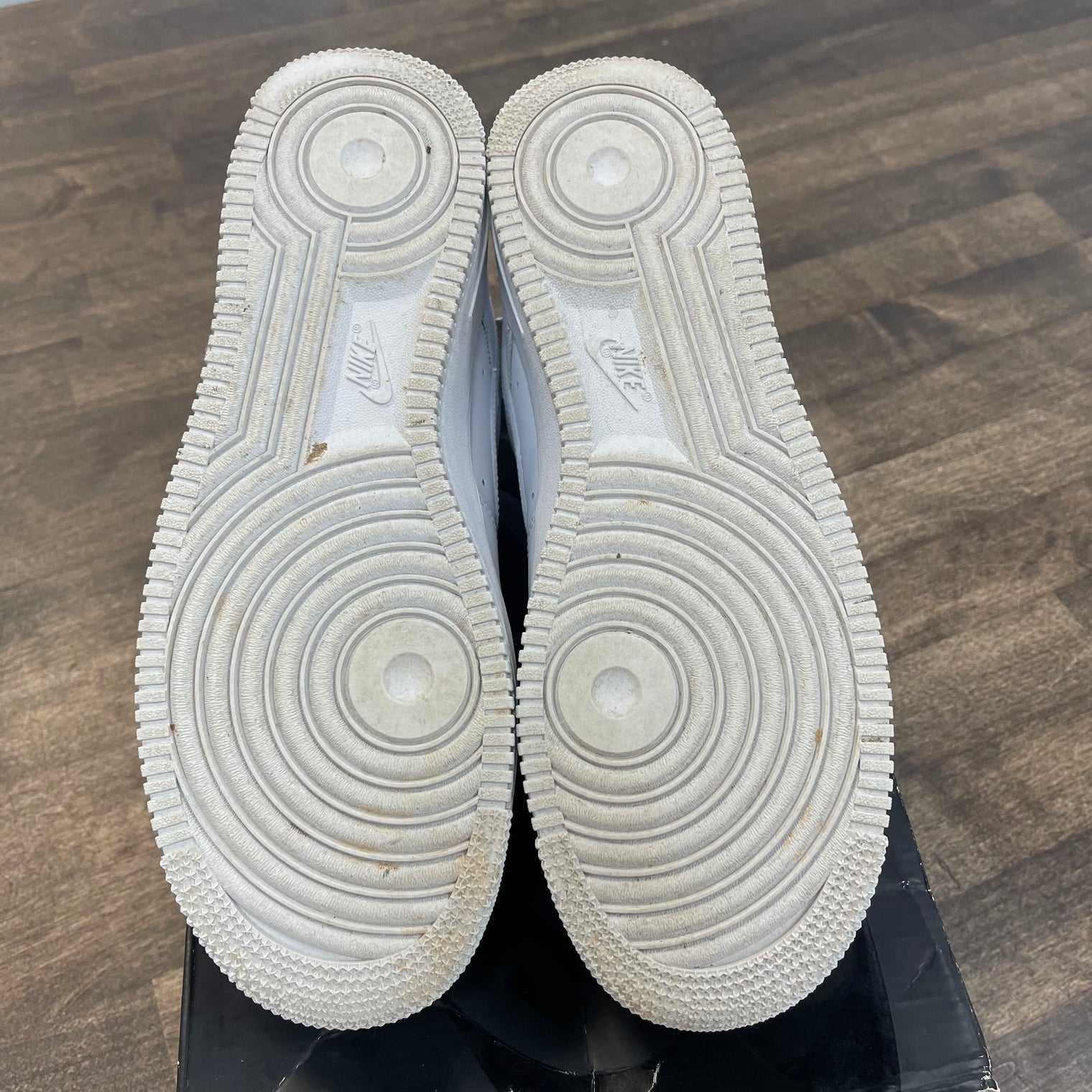 Supreme Air Force 1 White (USED)