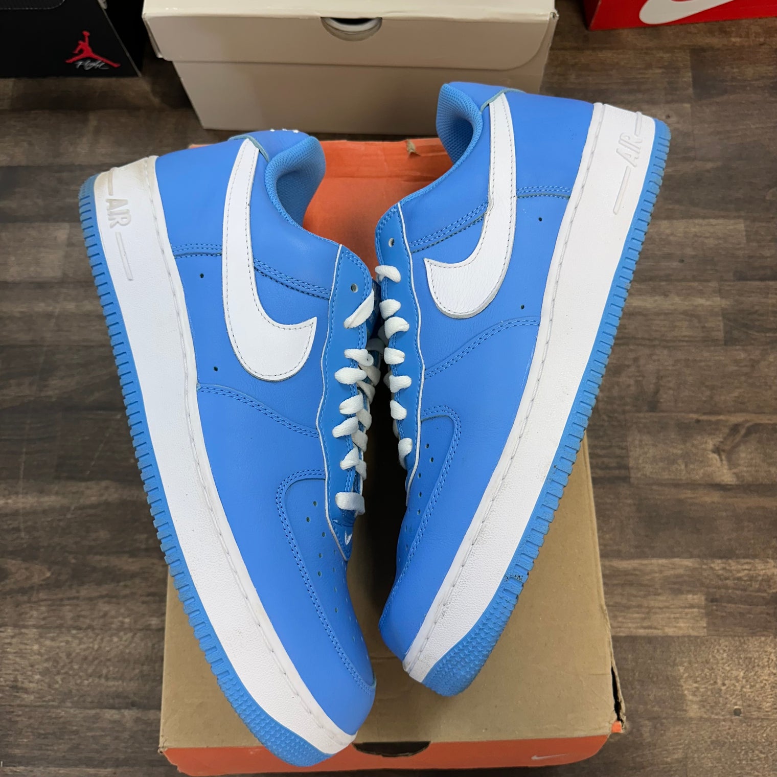 Color of the Month University Blue Nike Air Force 1 07 Retro (USED)