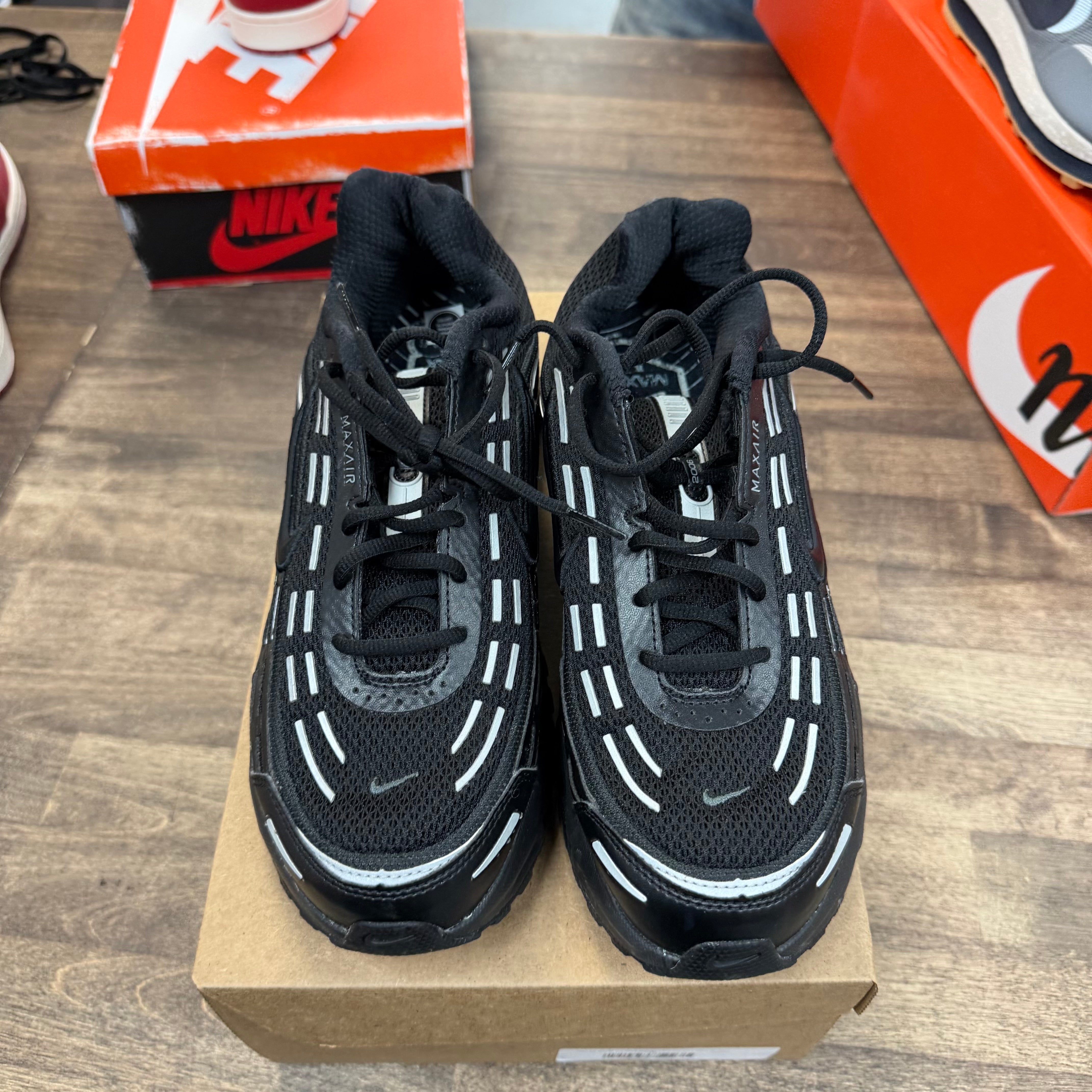 Nike Air Max TL 2.5 Black Metallic Silver (US 10) (USED, No Box) Size 10 (Pre-Owned) - Image 2