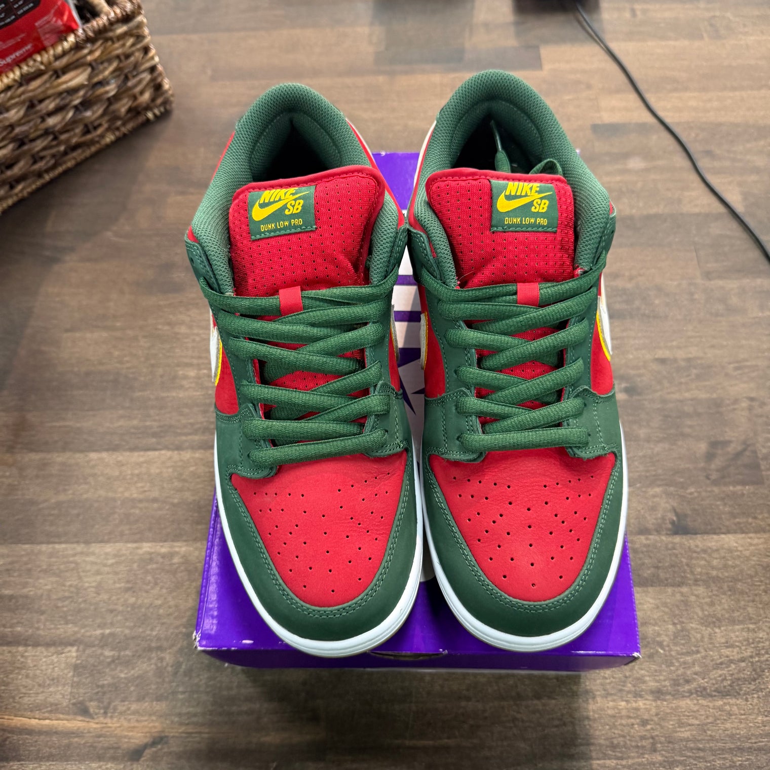 Seattle Supersonics Nike SB Dunk Low Pro PRM (USED)