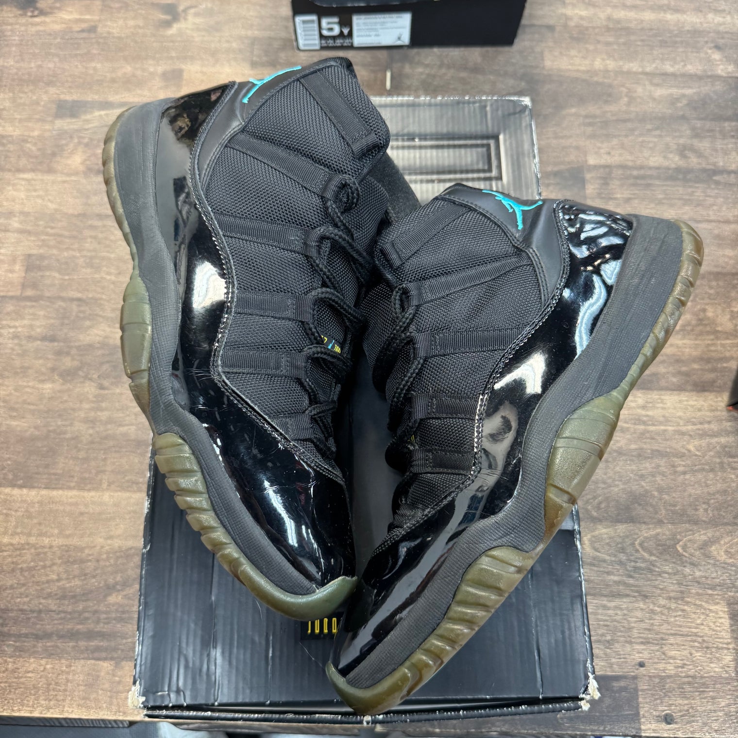 Gamma Jordan 11 Retro (USED)