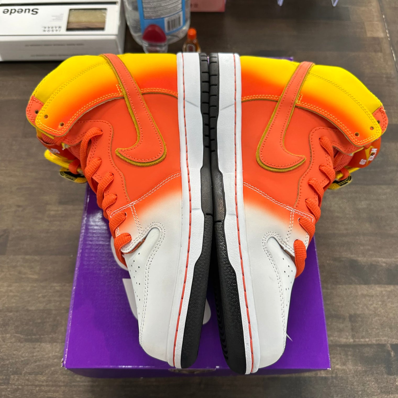 Candy Corn SB Dunk High (USED)