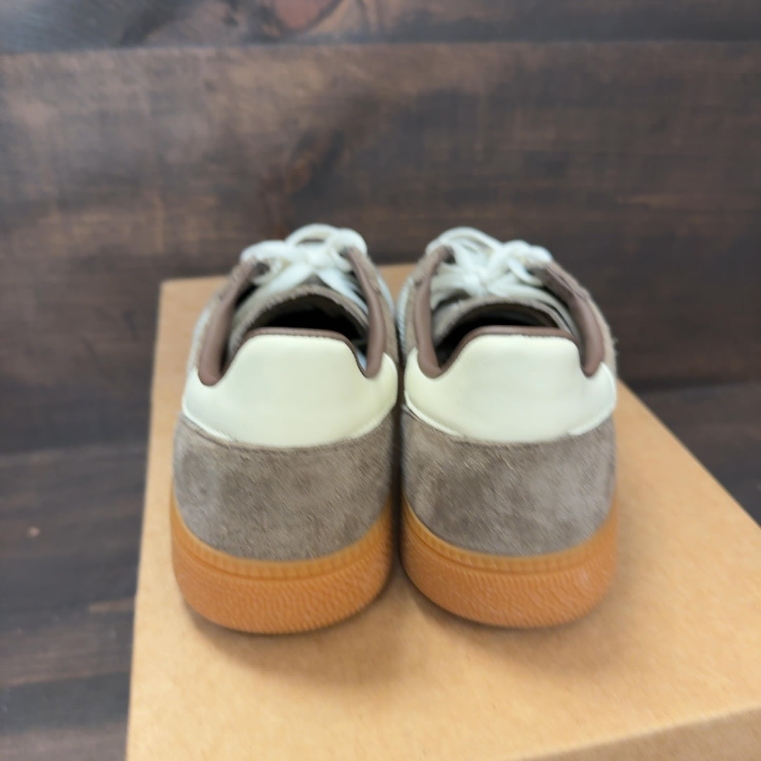 adidas Handball Spezial Earth Strata Gum (Women's) Size 8W (Pre-Owned) - Image 5