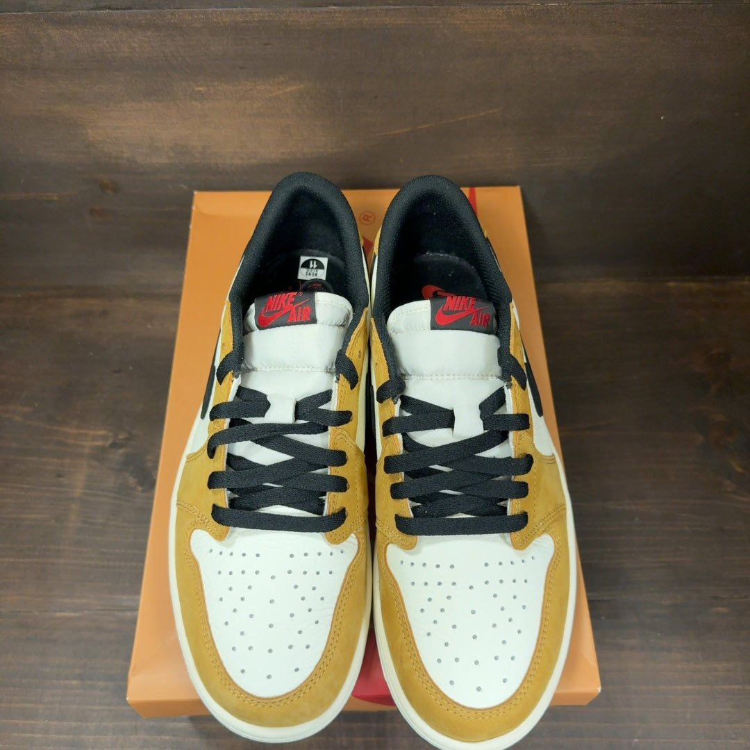 Jordan 1 Low OG Rookie of the Year Size 11 (Pre-Owned)