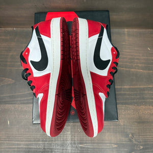 Jordan 1 Retro Low Chicago (2016) - Image 4