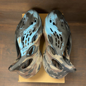 adidas Yeezy Foam RNR MX Cinder - Image 6