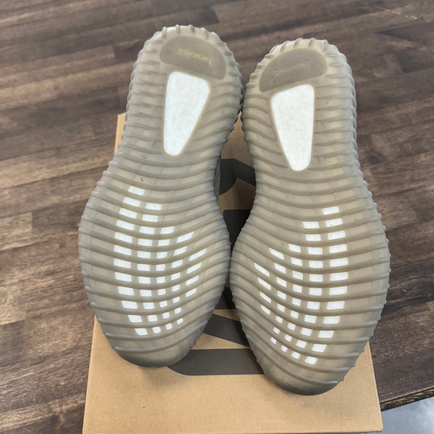 Beluga Reflective Yeezy 350 (USED)