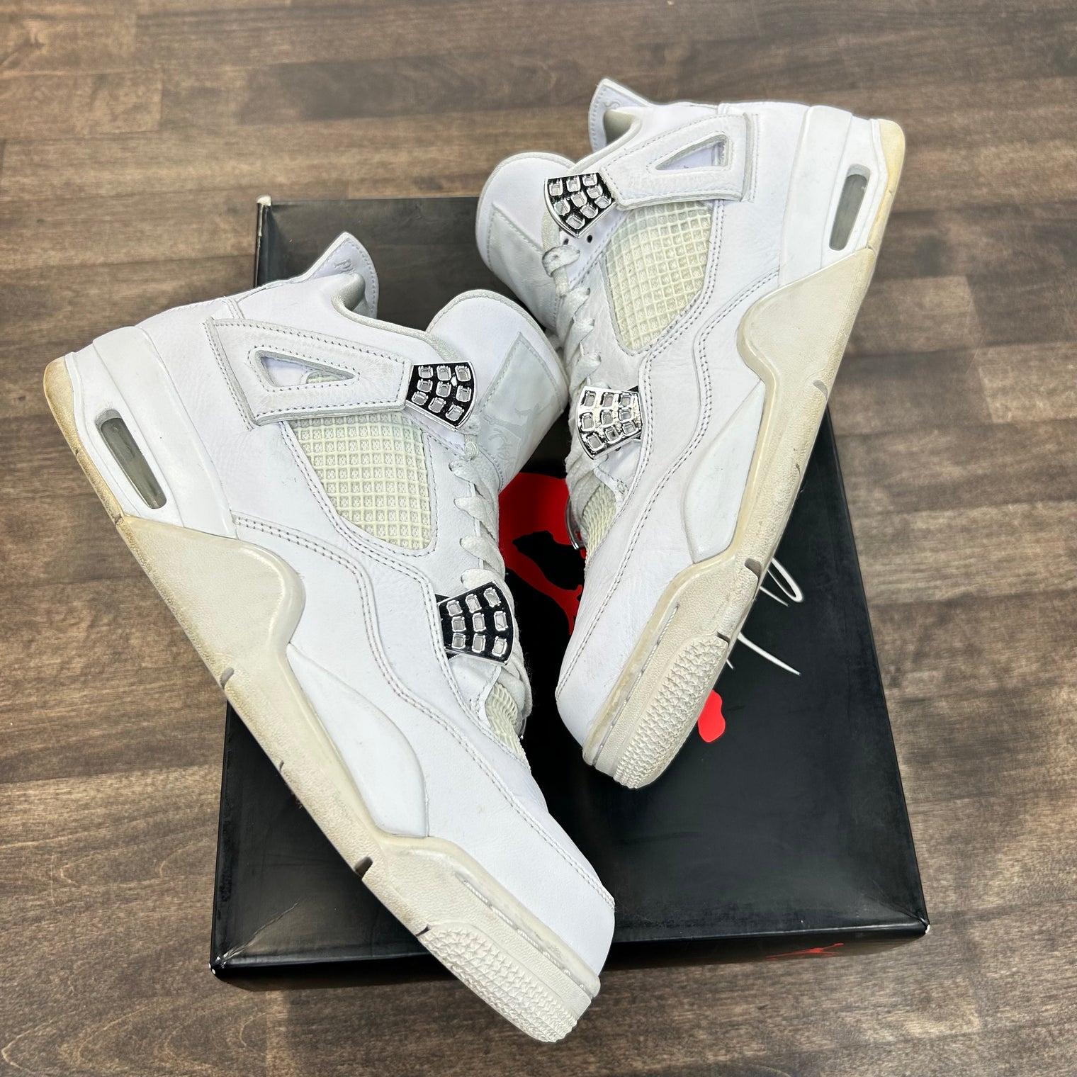 Pure Money Jordan 4 (2017) (USED)