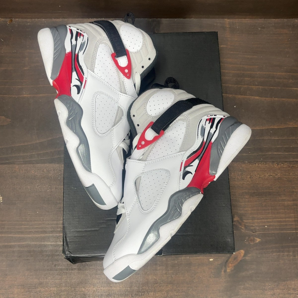 Jordan 8 Retro White True Red (2025) (GS) - Image 2