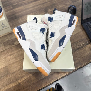 Jordan 4 Retro SB Navy - Image 1