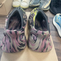 MX Carbon Yeezy Foam RNNR (USED, No Box)