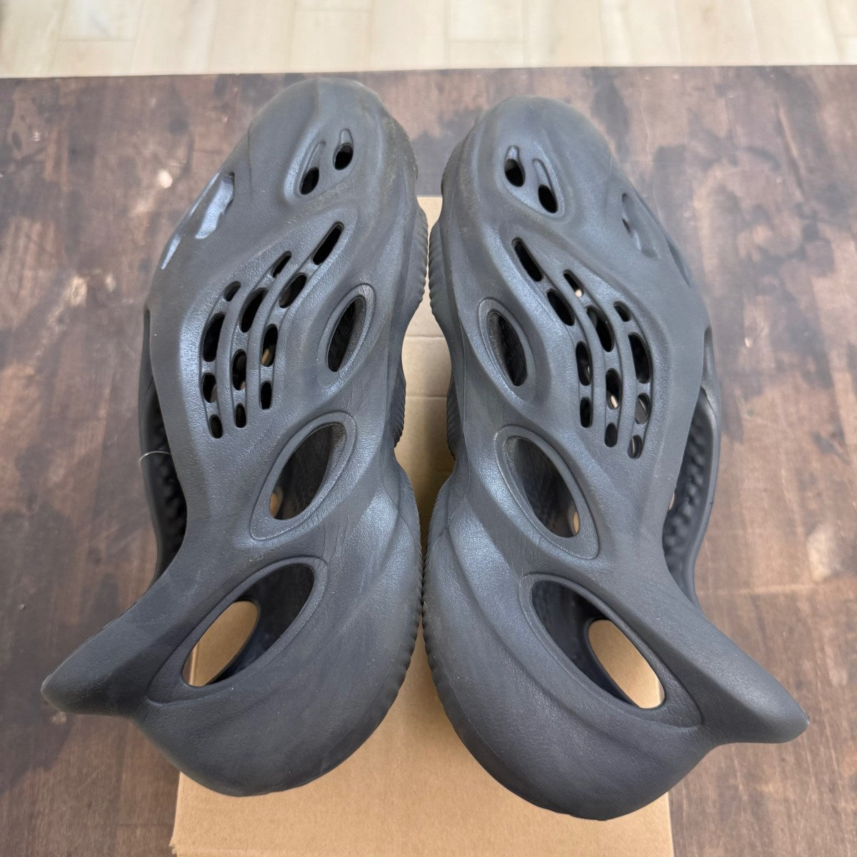 adidas Yeezy Foam RNR Onyx - Image 6