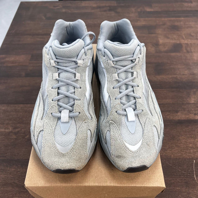 Adidas Yeezy 700 Hospital Blue (USED,NO BOX)