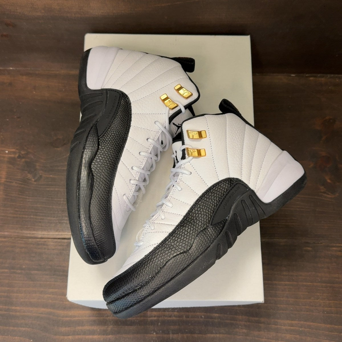 Jordan 12 Retro Taxi (2025) (GS) Size 5.5Y (Pre-Owned) - Image 2