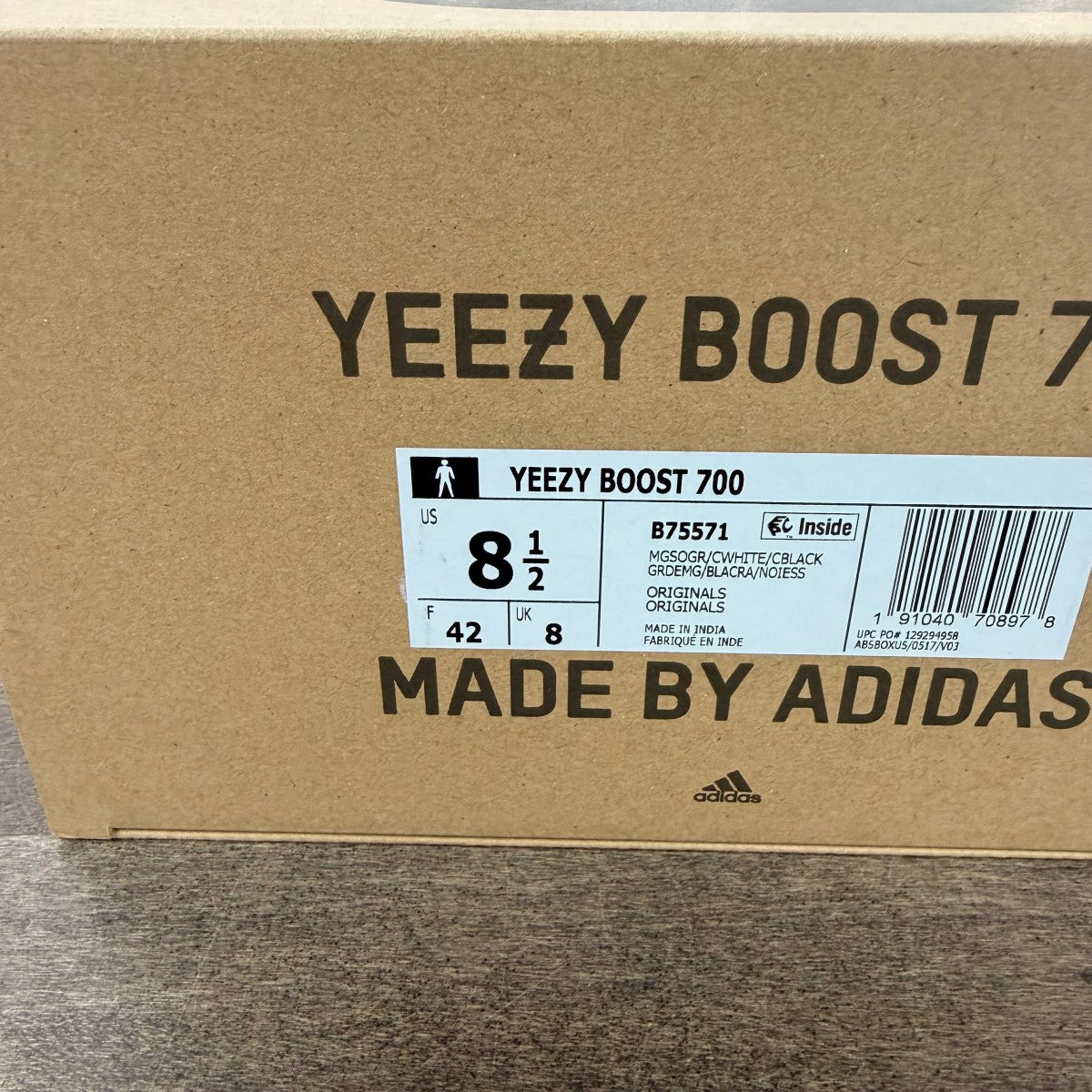 adidas Yeezy Boost 700 Wave Runner Size 8.5 (Pre-Owned) - Image 6