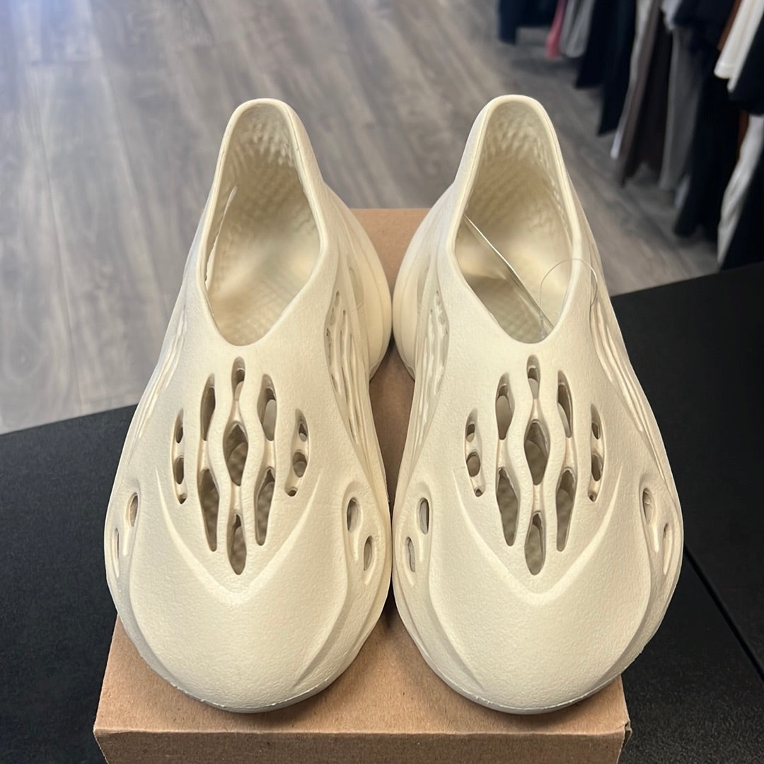 Sand Foam RNNR (USED) (GN STEALS)