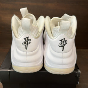 Nike Air Foamposite One Triple White Size 10.5 (Pre-Owned) - aux
