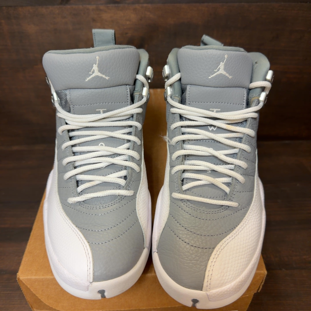 Jordan 12 Retro Stealth Size 7 (Pre-Owned) - Image 3