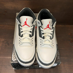 Jordan 3 Retro Cement Grey Size 9 (Pre-Owned) - tag