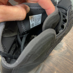 adidas Yeezy QNTM Onyx Size 9 (Pre-Owned) - aux