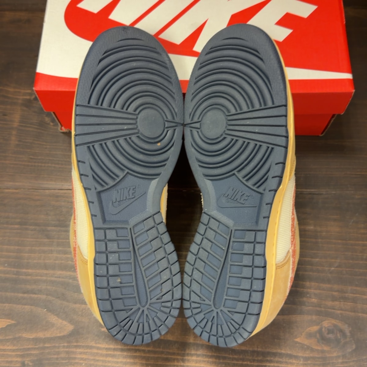 Nike Dunk Low Sketch and Exploration Size 10 (Pre-Owned) - Image 7