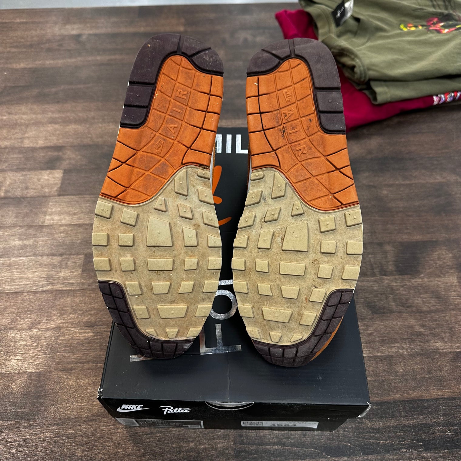 Monarch Patta Air Max 1 (USED)