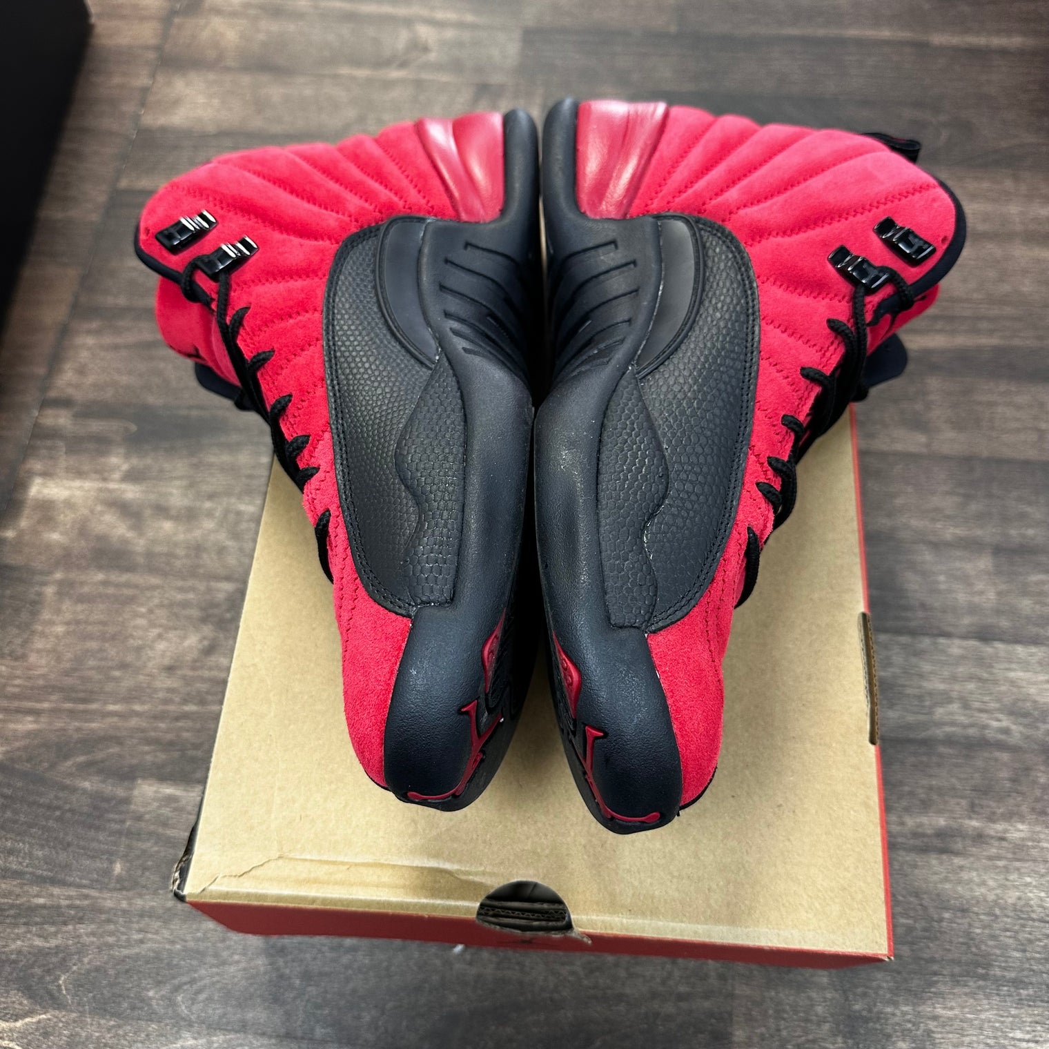 Reverse Flu Game Jordan 12 (USED)