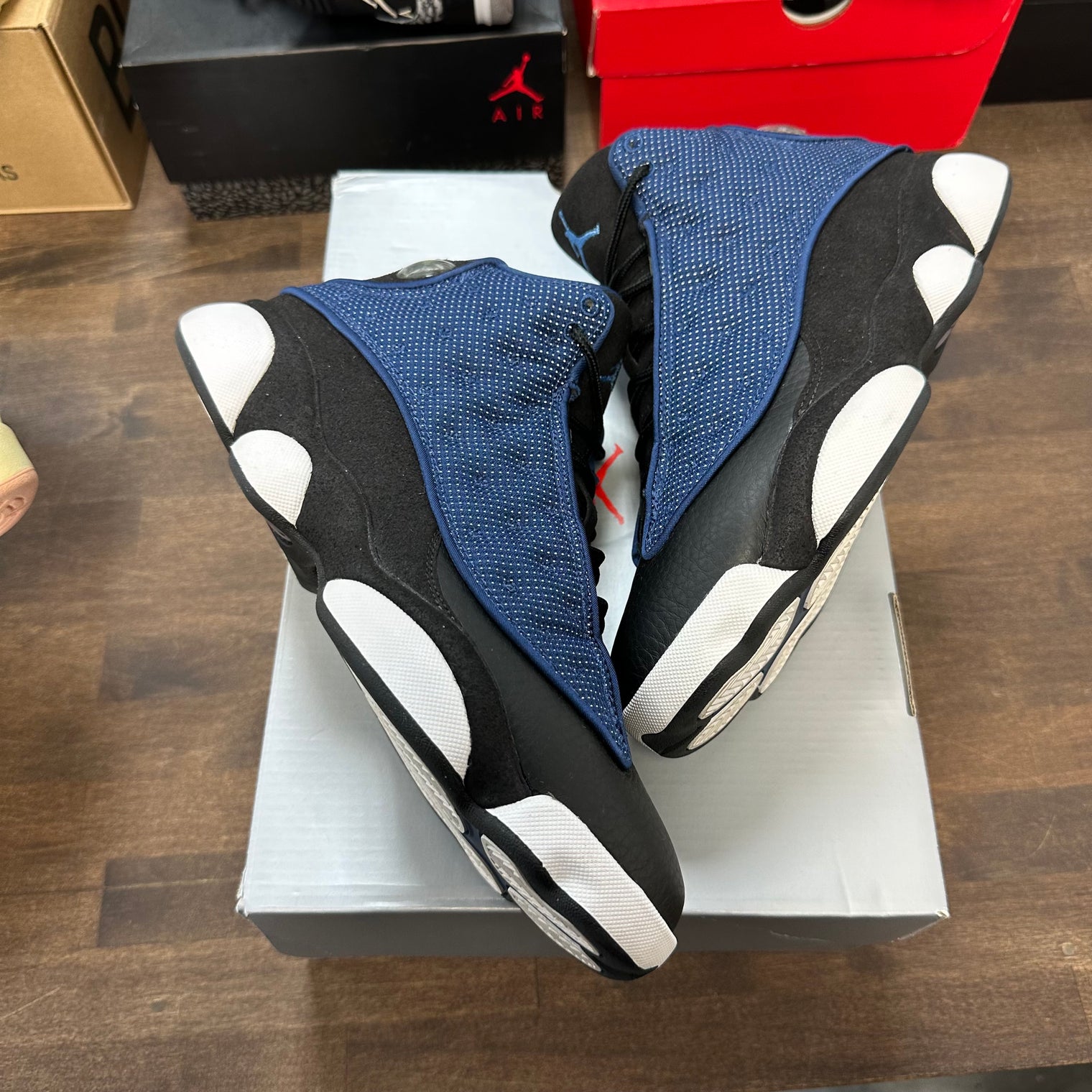 Brave Blue Jordan 13 (USED)