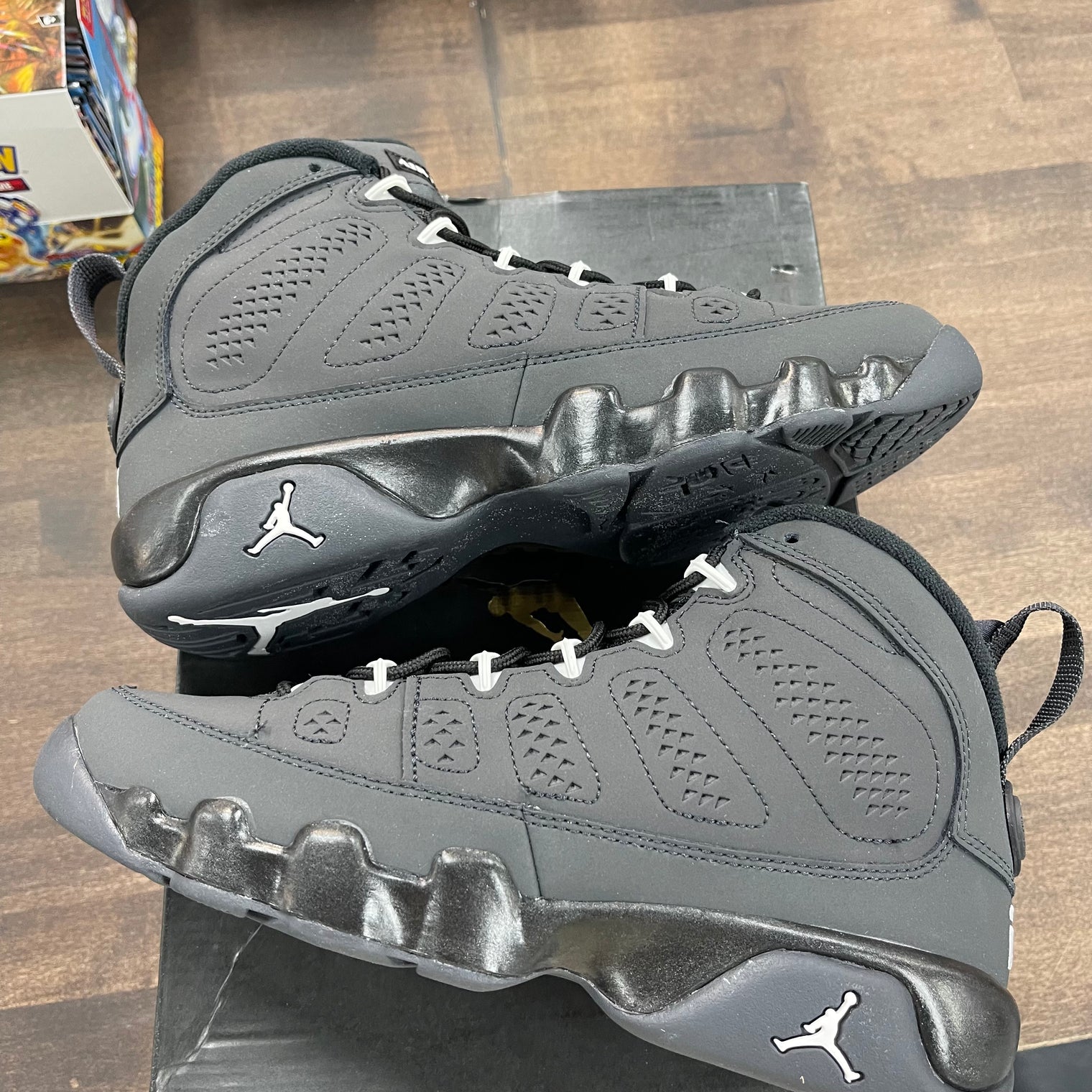 (GS) Anthracite Jordan 9