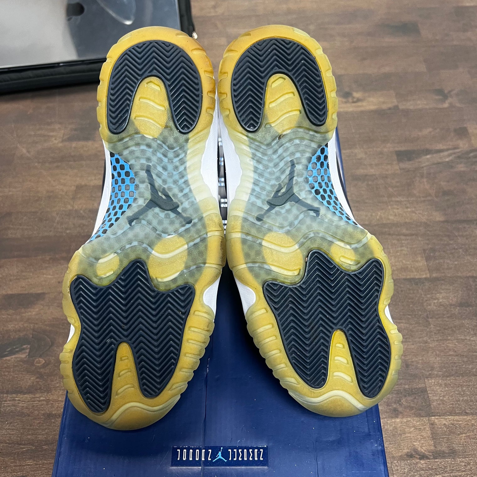 Win Like 82 Jordan 11 (USED)
