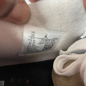 Jordan 4 Retro White Cement (2025) Size 10 (Pre-Owned) - aux