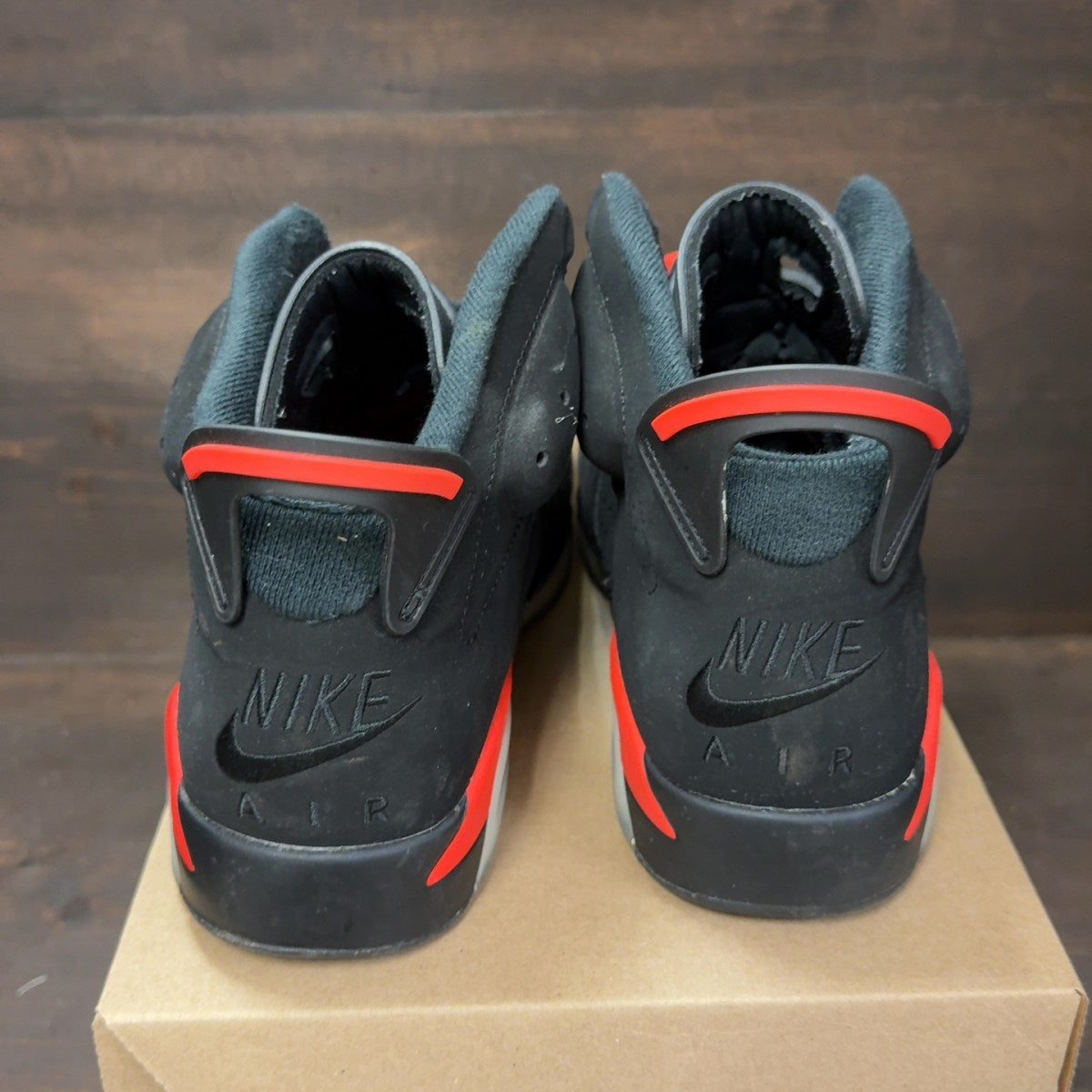 Jordan 6 Retro Black Infrared (2019) Size 8.5 (Pre-Owned) - Image 5