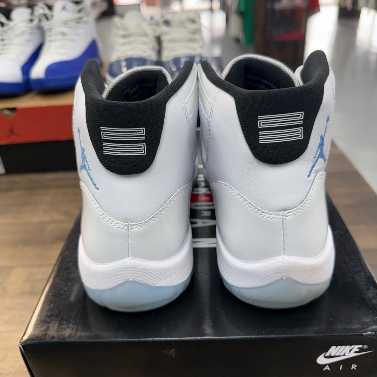 Jordan 11 Retro Legend Blue (2024) - Image 4