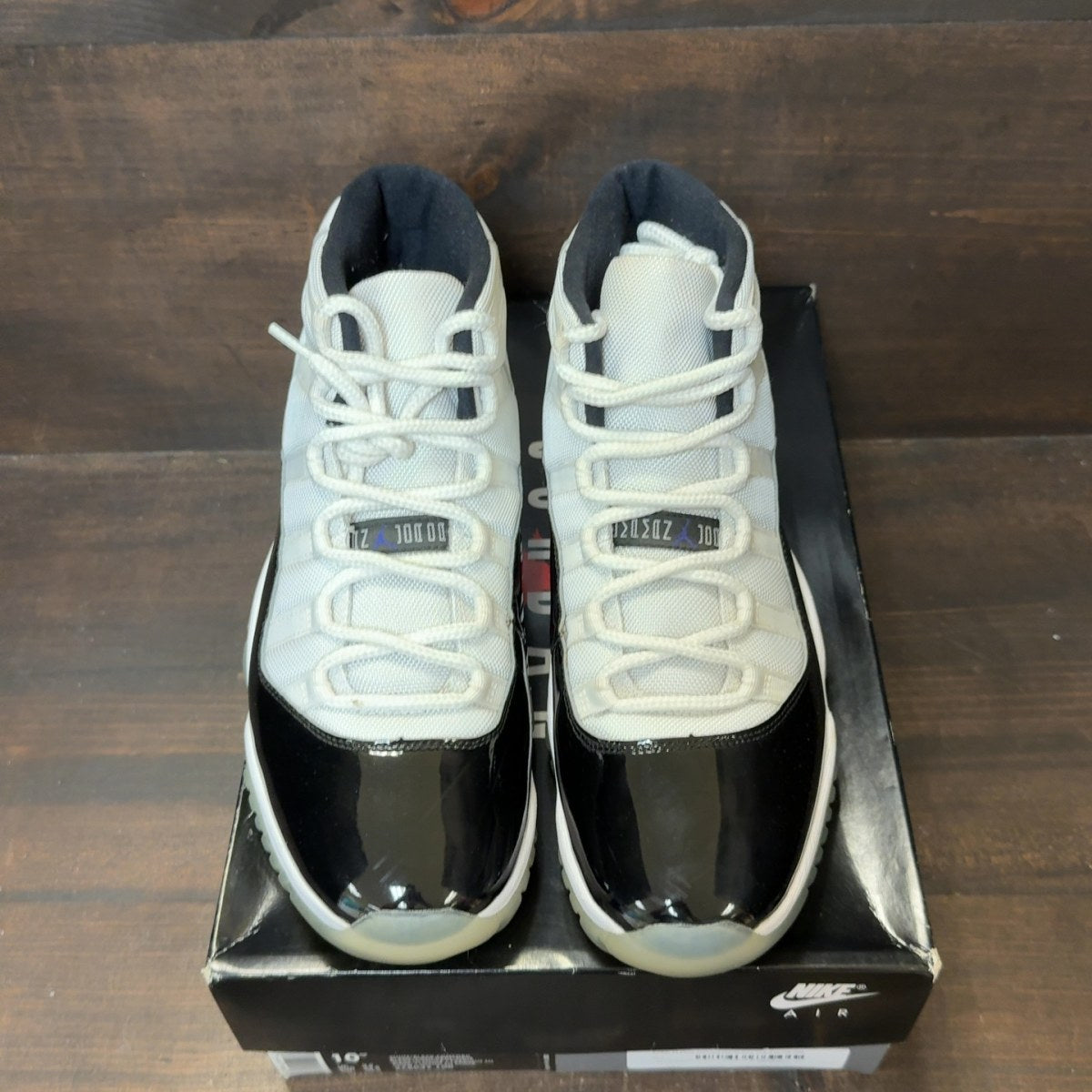 Jordan 11 Retro Concord (2018) - Image 3
