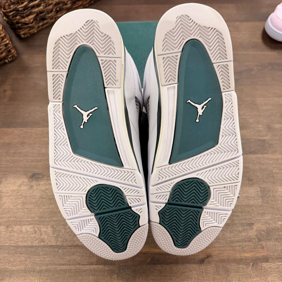 Jordan 4 Retro Oxidized Green - Image 5