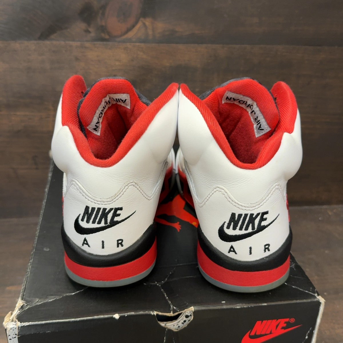 Jordan 5 Retro Fire Red Black Tongue (2025) - Image 4