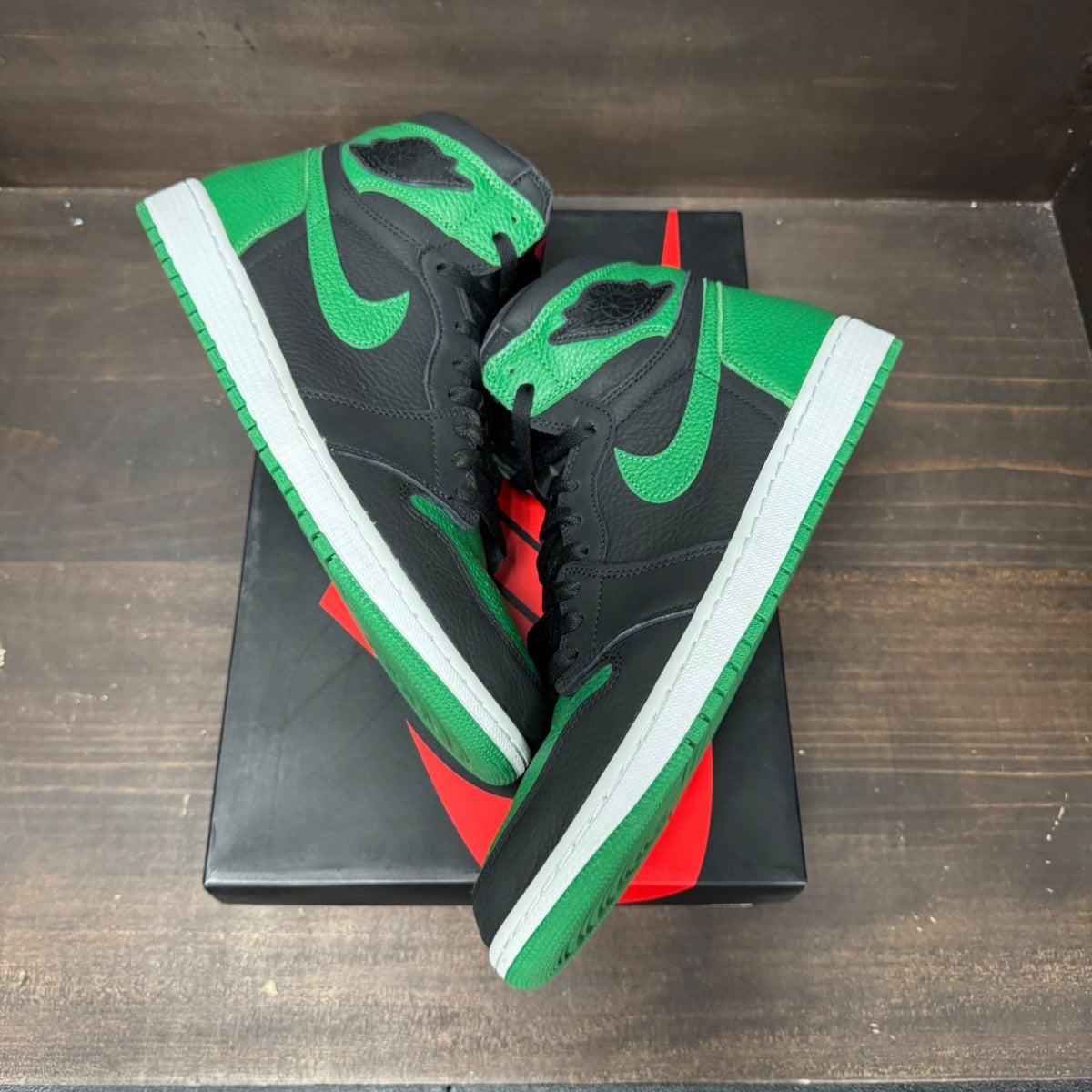 Jordan 1 Retro High Pine Green Black - Image 2
