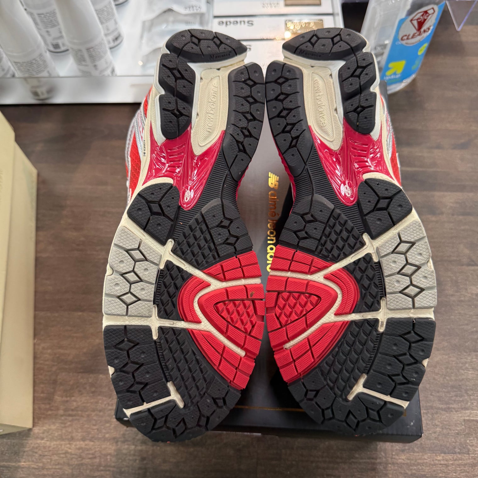 Aime Leon Dore Red Grey New Balance 860v2 (USED)