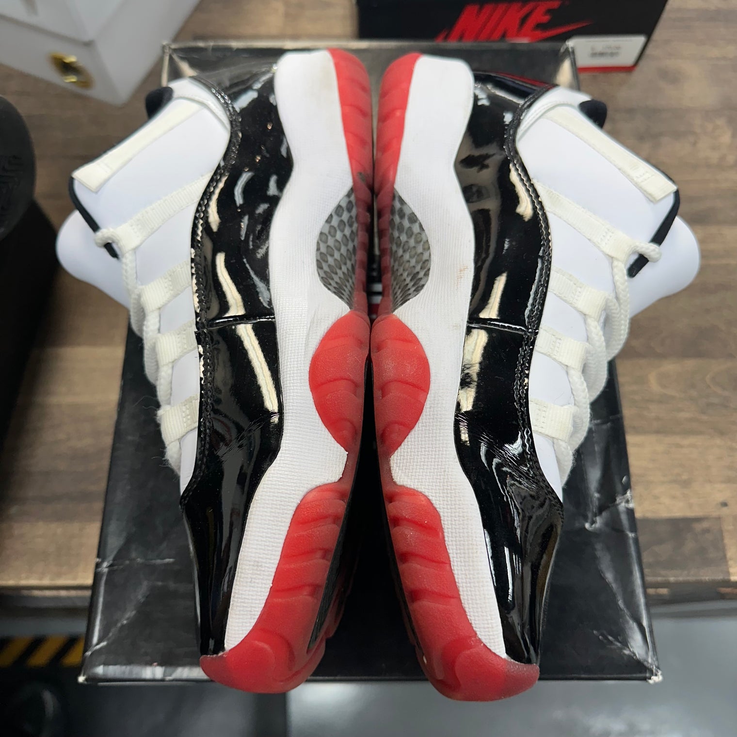 Concord Bred Jordan 11 Low (USED)