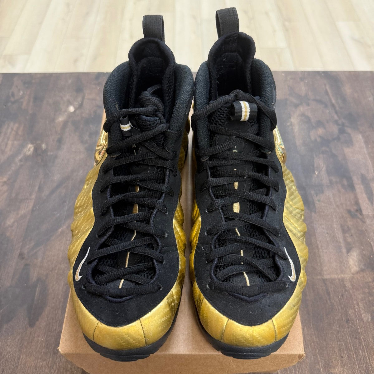 Nike Air Foamposite Pro Metallic Gold Size 12 (Pre-Owned) - Image 2