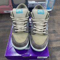 Big Money Saving SB Dunk Low (USED)