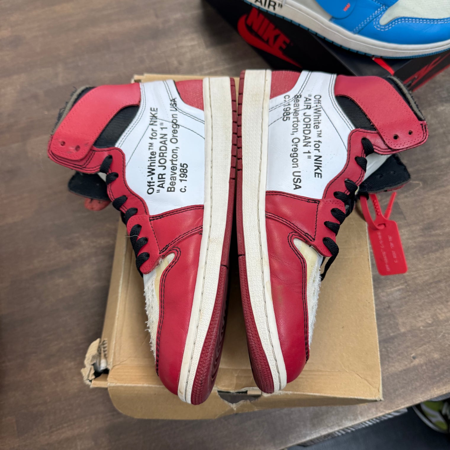 Off-White Chicago Jordan 1 High Retro (USED)